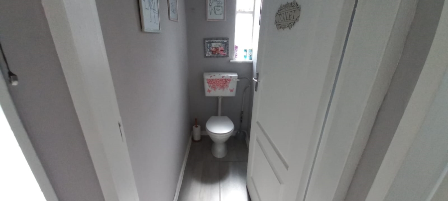 3 Bedroom Property for Sale in Paul Roux Free State